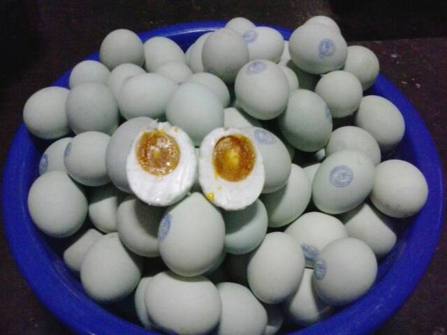 

Telur Bebek Asin Masir Enak Lezat Siap Konsumsi Isi 10 Butir