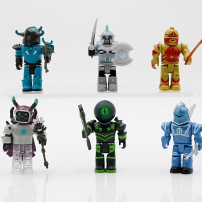Roblox The Champions Of Roblox 6 Figure Pack Kode 952 Shopee - overseer toy roblox