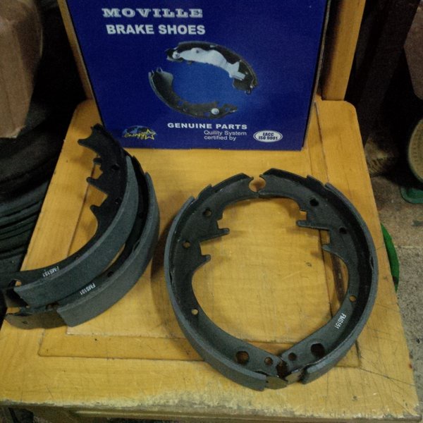 BRAKE SHOES / KAMPAS REM BLKG JEEP CJ