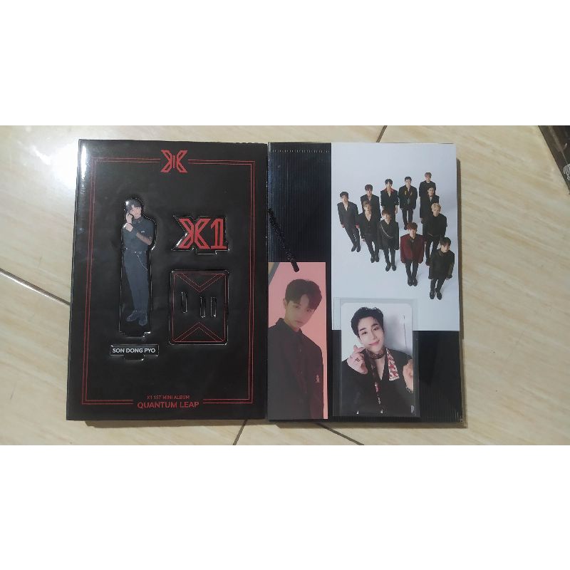 X1 1st Mini Album - Quantum Leap (Seungwoo pc, Dongpyo bookmark, Dongpyo standee)
