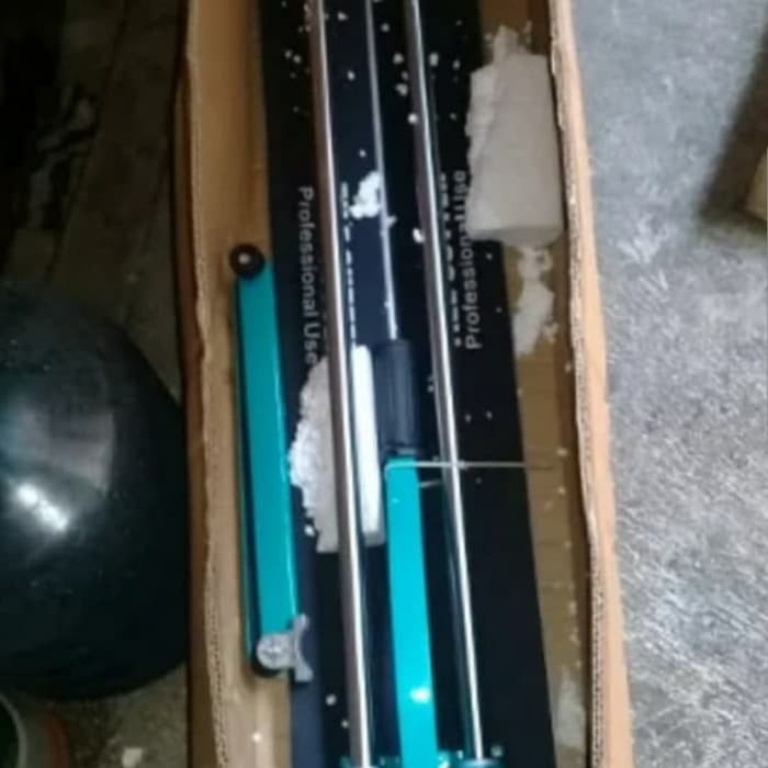 Alat potong keramik 60 cm tile cutter