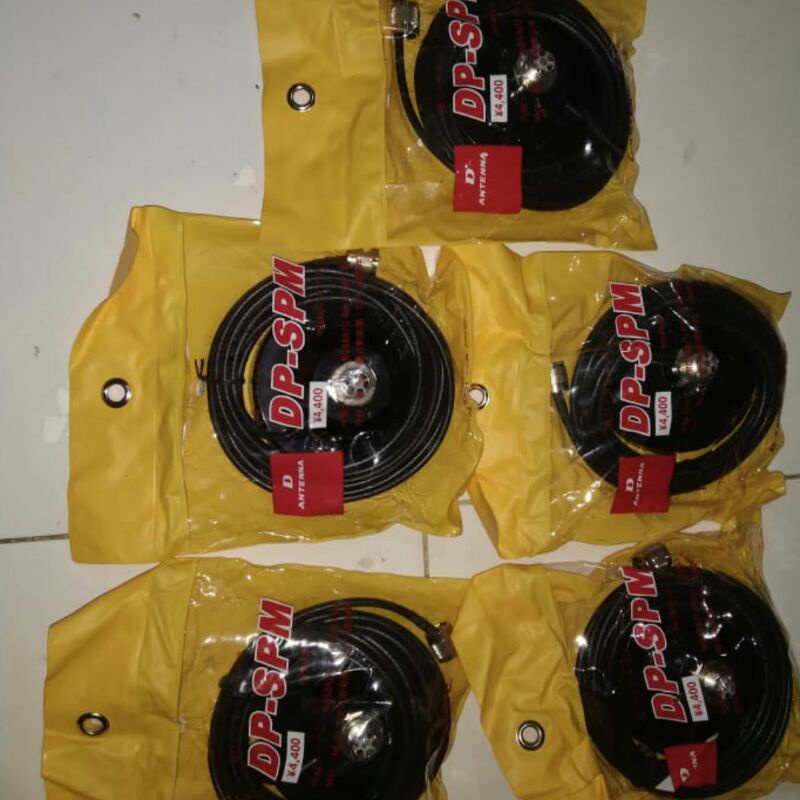 BRECKET MAGNIT RADIO KOMUNIKASI