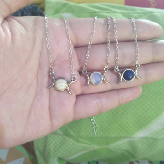 Kalung alloy wicca moon stone
