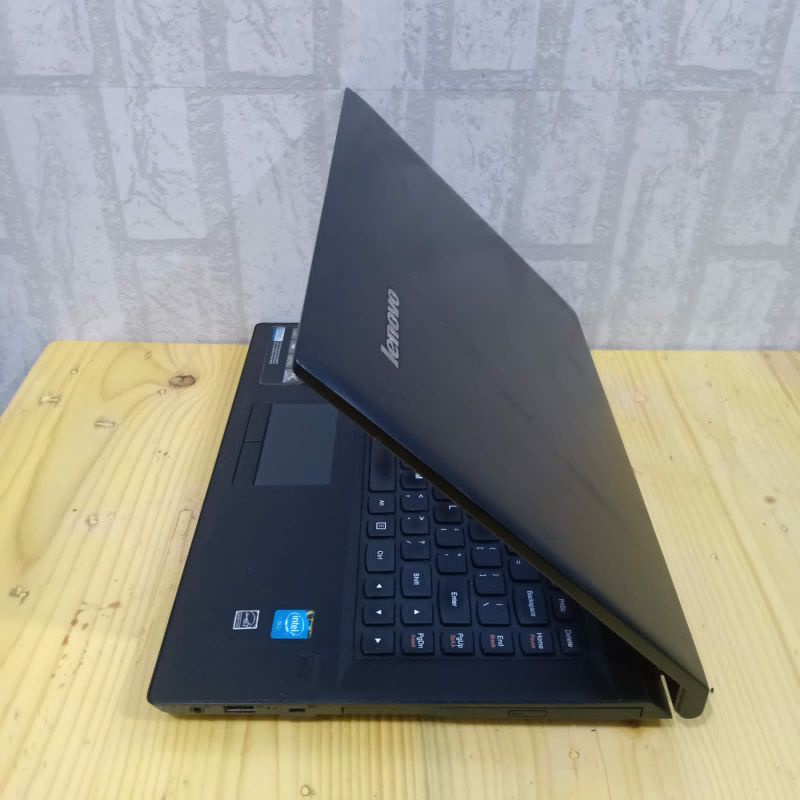 Laptop Lenovo B40 Intel Celeron-N2830 Ram 4 HDD 500GB Layar 14 inch Windows 10 Full aplikasi siap pakai