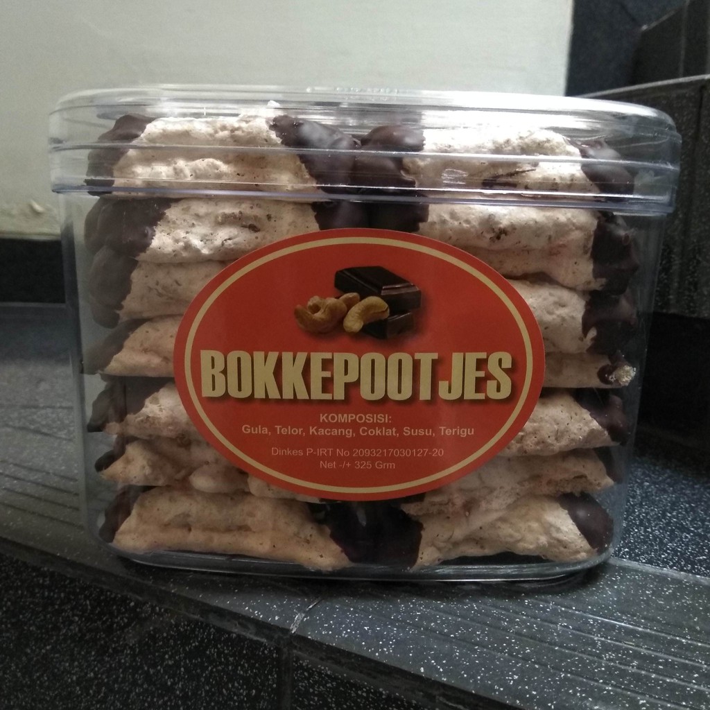 

Bokkepootjes Cookies Kartika Sari Bandung Original hot kekinian cny sale promo best seller kekinian