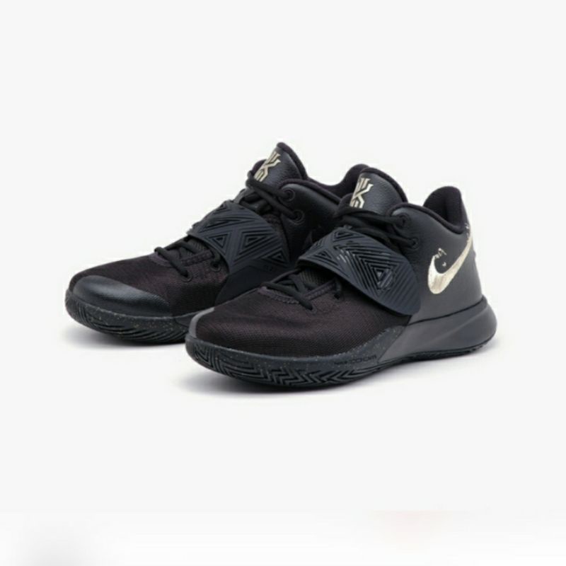 kyrie 3 flytrap black
