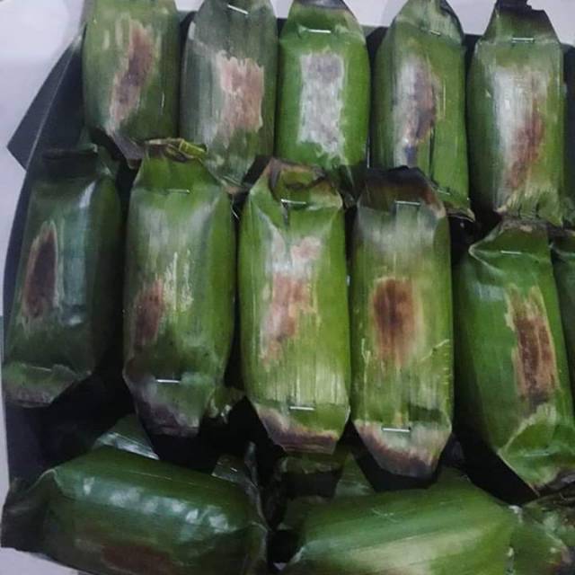 

Lemper ayam bakar.. ENAK