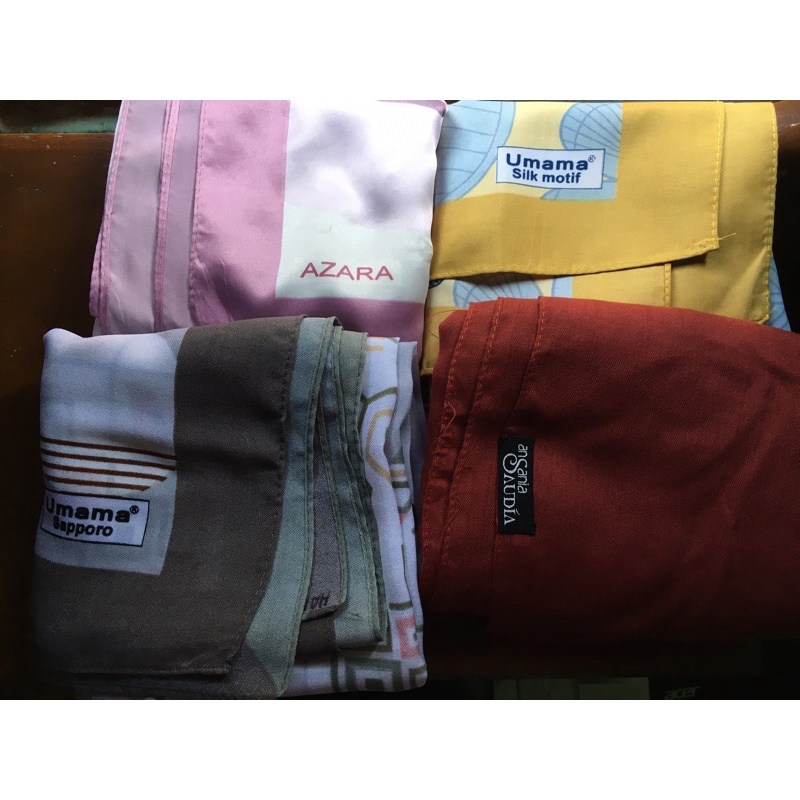 [PRELOVED] Hijab Segiempat,Pashmina,Handsock