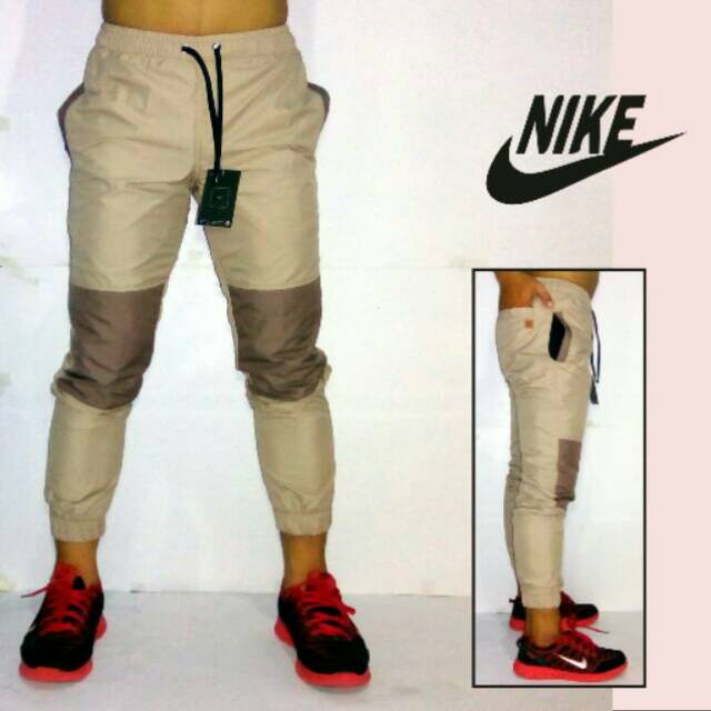 Jogger pants Nike Military Cream