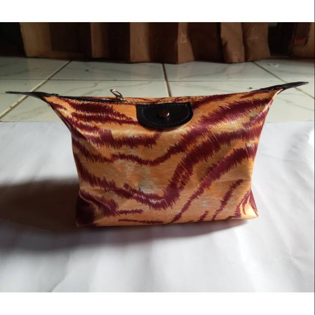 TAS POUCH / TAS KOSMETIK