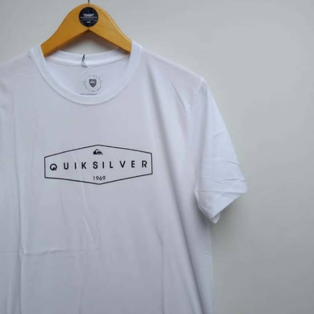 KAOS DISTRO KAOS PRIA WANITA KEREN QUIKSILVER DENGAN VARIAN WARNA PUTIH FUL KATUN