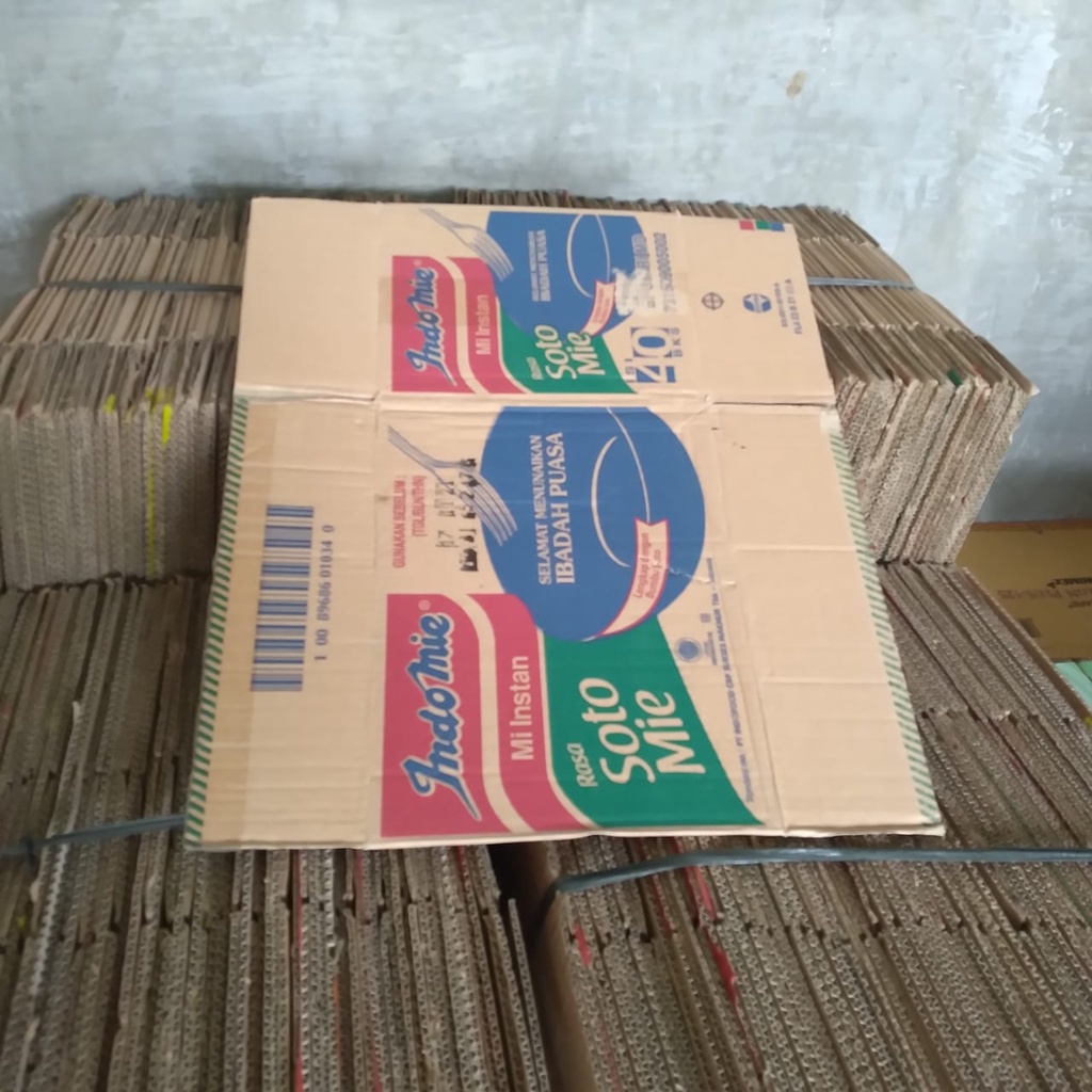 

KARDUS BEKAS INDOMIE 34 CM x 20 CM x 24 Cm