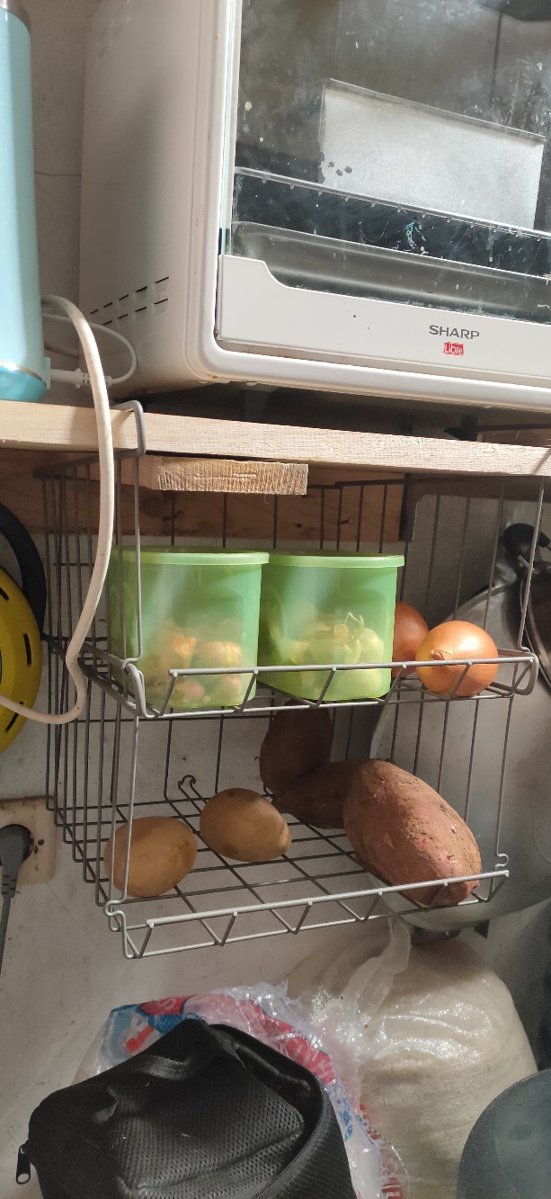 Tempat Kantong Plastik, Putih Vrr