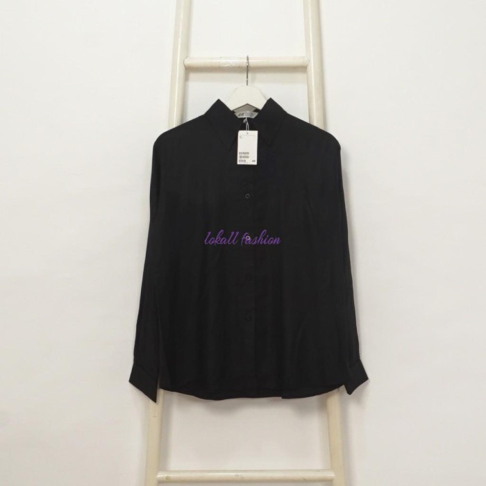 

(TERLARIS) READY KEMEJA POLOS H&M FREE PAPERBAG (KANTONG BELANJA) - Black