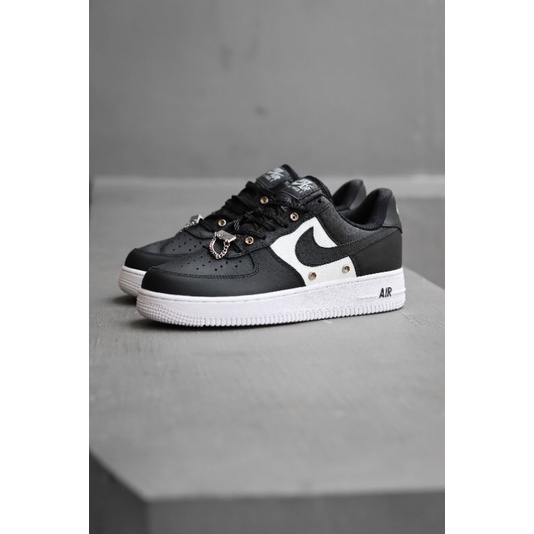 NIKE AIR FORCE 1 SNAP BUTTON BLACK