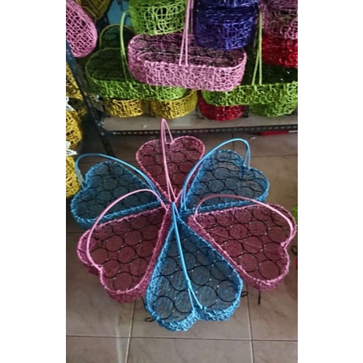 Tempat air mineral Gelas bentuk Love