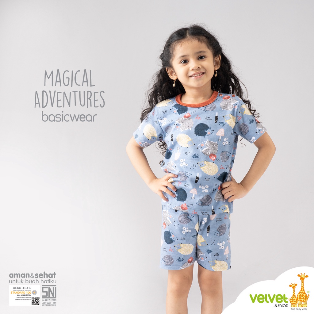 Baju Bayi Setelan Anak Kancing Pundak Pendek Celana Pendek Velvet Junior BasicWear Magical Adventures
