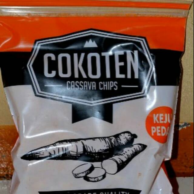 

Snack Cemilan Jajanan Cokoten / Keripik Singkong Rasa - Keju Pedas