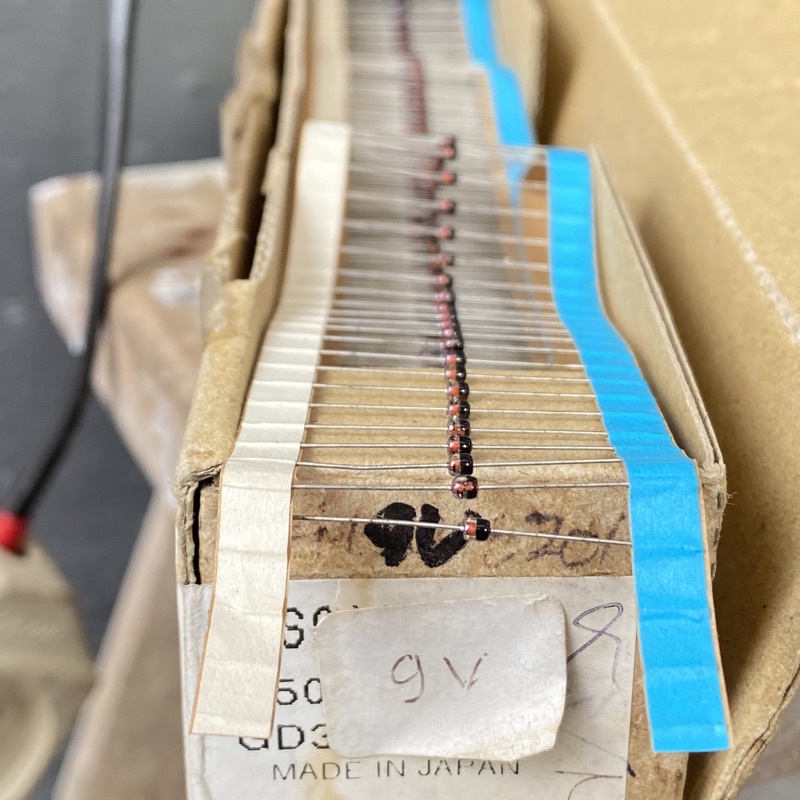 10pcs dioda zener 9v 1/2watt stock lama