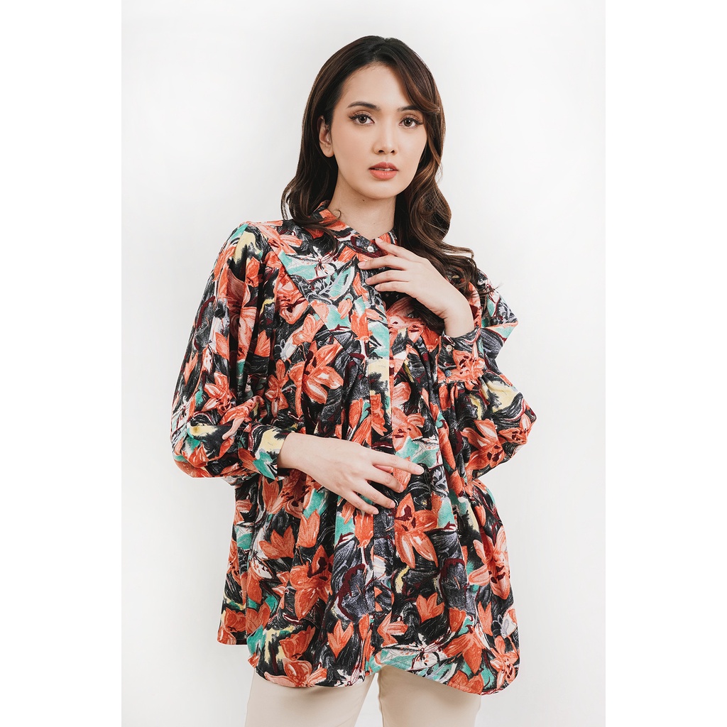 Benang Jarum Camila Blouse - Black