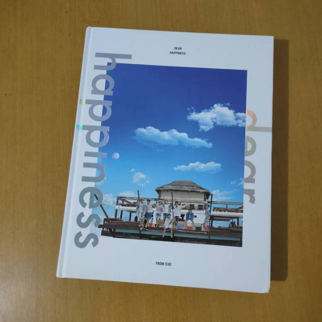 EXO DEAR HAPPINESS PHOTOBOOK.