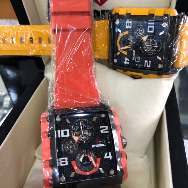 Expedition Man E6757 chronograph