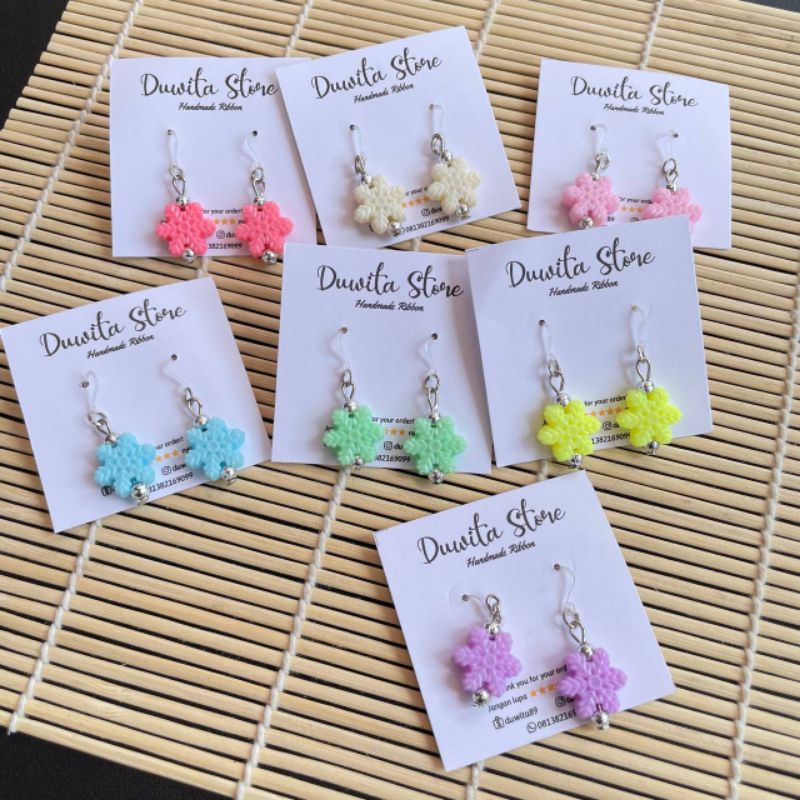 HANDMADE ANTING ANAK/DEWASA KAITAN PLASTIK MOTIF SALJU