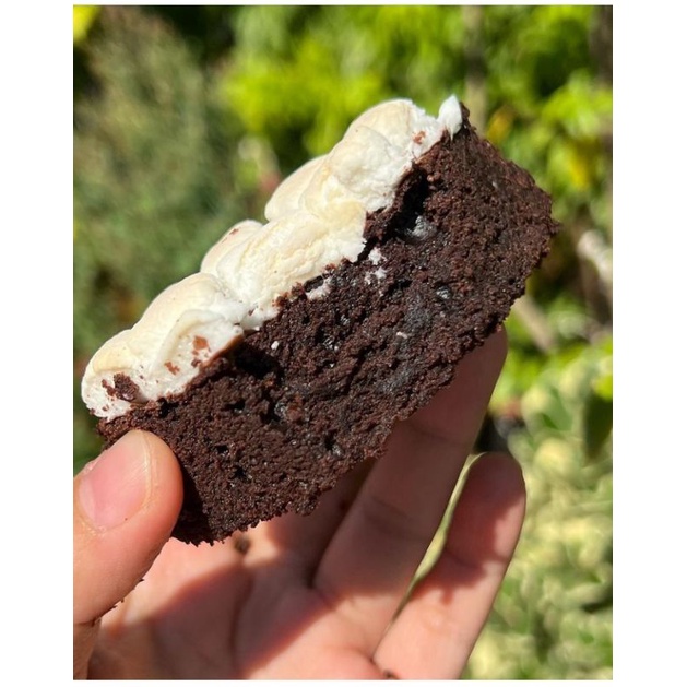 

BROWNIES FUDGY SHINNY PREMIUM MARSHMELLOW 20*20/BROWNIS PANGGANG MELTED/brownis
