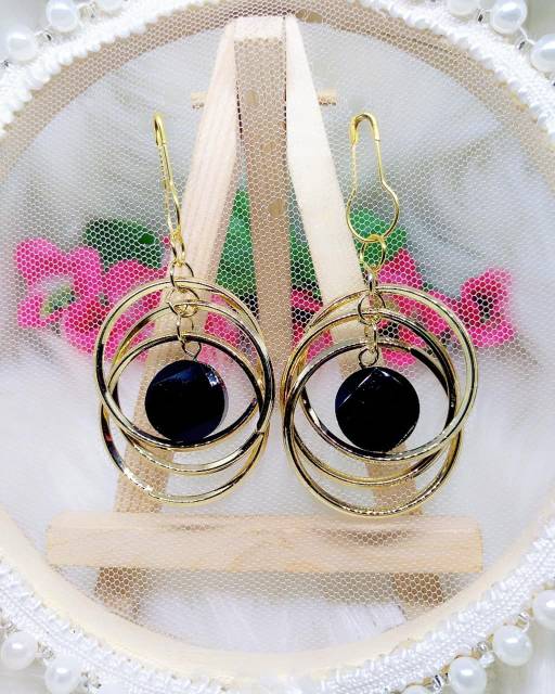 A103 Anting hijab bulat susun kristal black gold