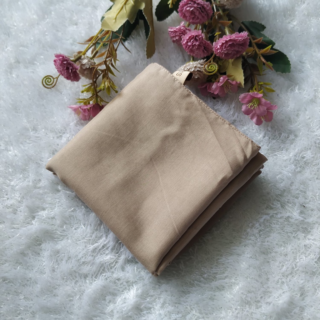 PARIS PREMIUM PARIS AMOUR HIJAB SEGI EMPAT-NEW soft milo