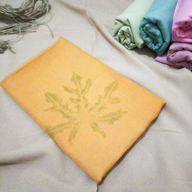 Hijab Batik Ecoprint