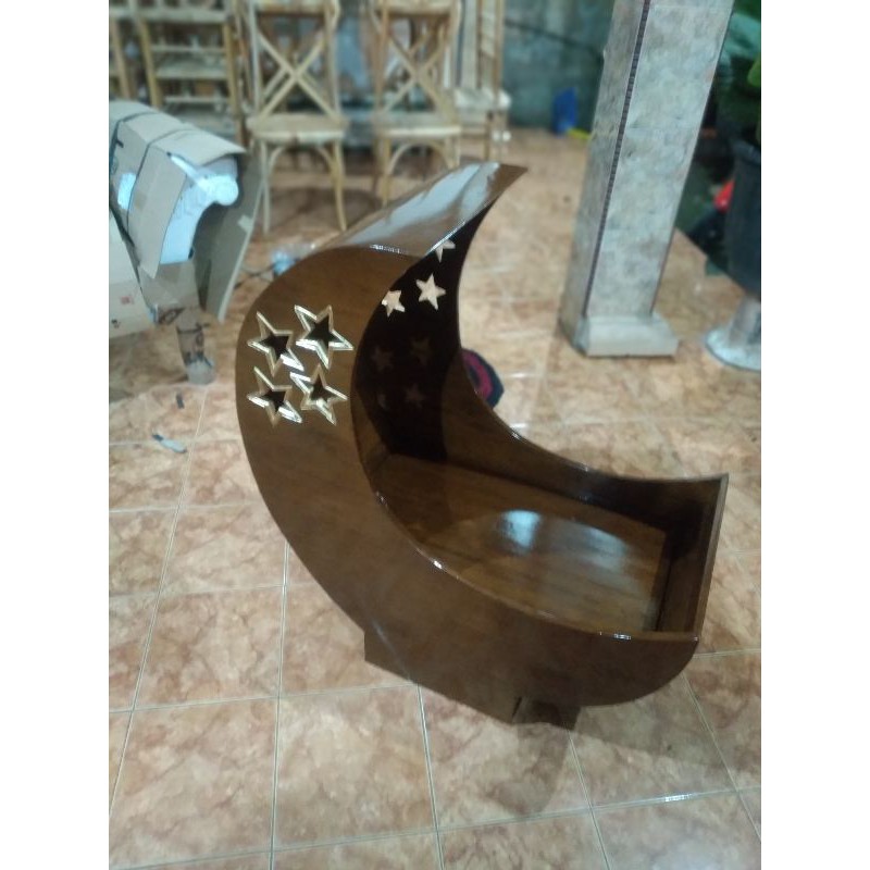 TEMPAT TIDUR BAYI CANTIK KAYU JATI