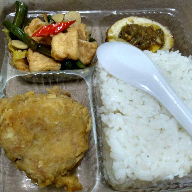 

Nasi Kotak Paket Hemat 1