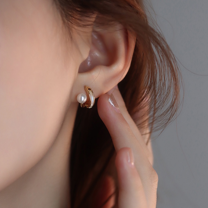 Anting Stud Mutiara Bahan 925 Silver Plated Gaya Korea Untuk Wanita