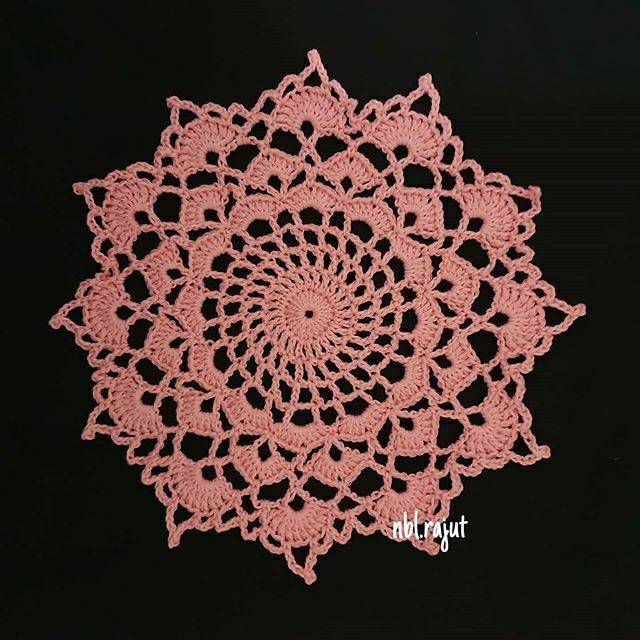  Taplak meja rajut  bulat handmade doily crochet no 55 