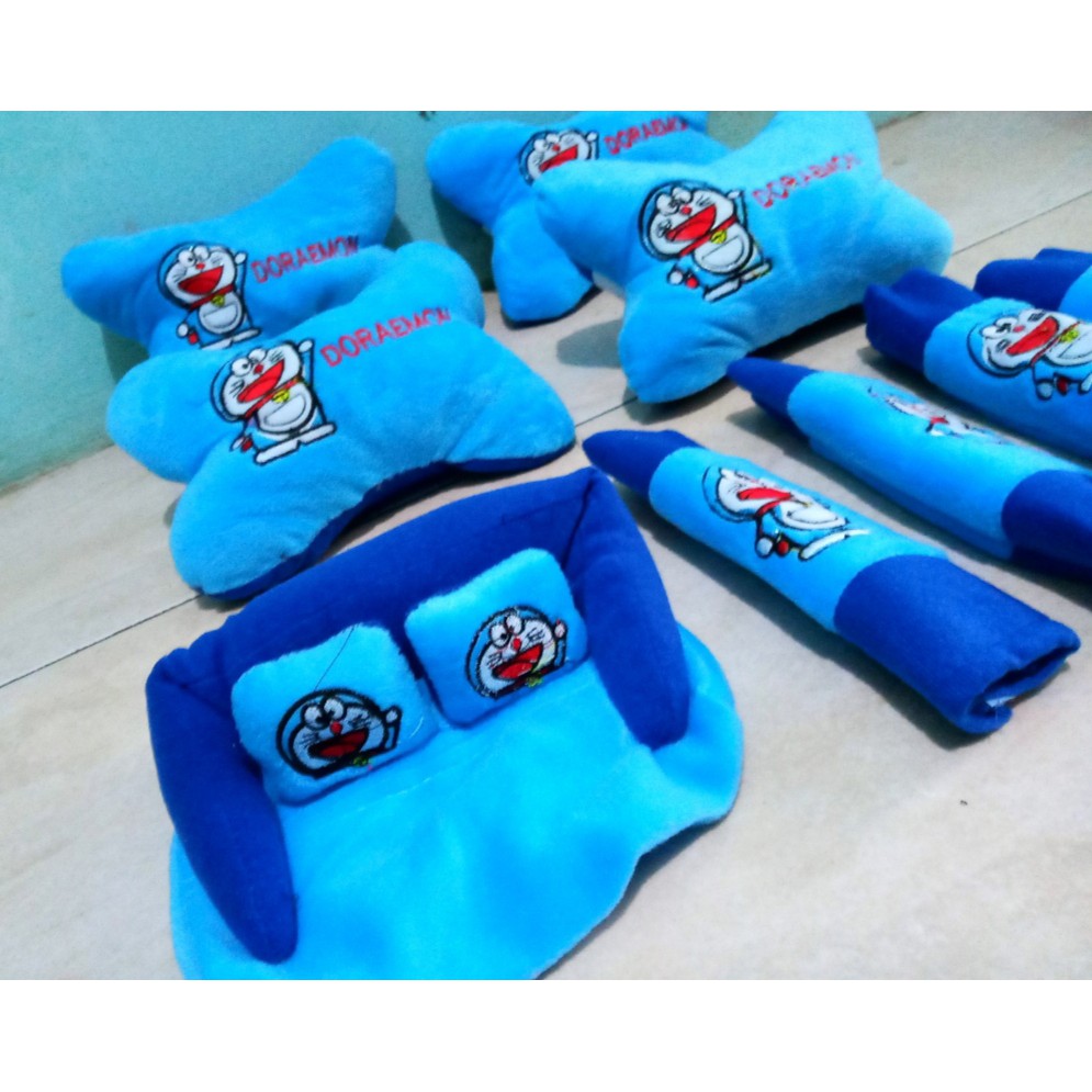 Bantal Mobil DORAEMON Biru Bantal Isi 4 Sandaran Leher Kepala Doraemon Blue