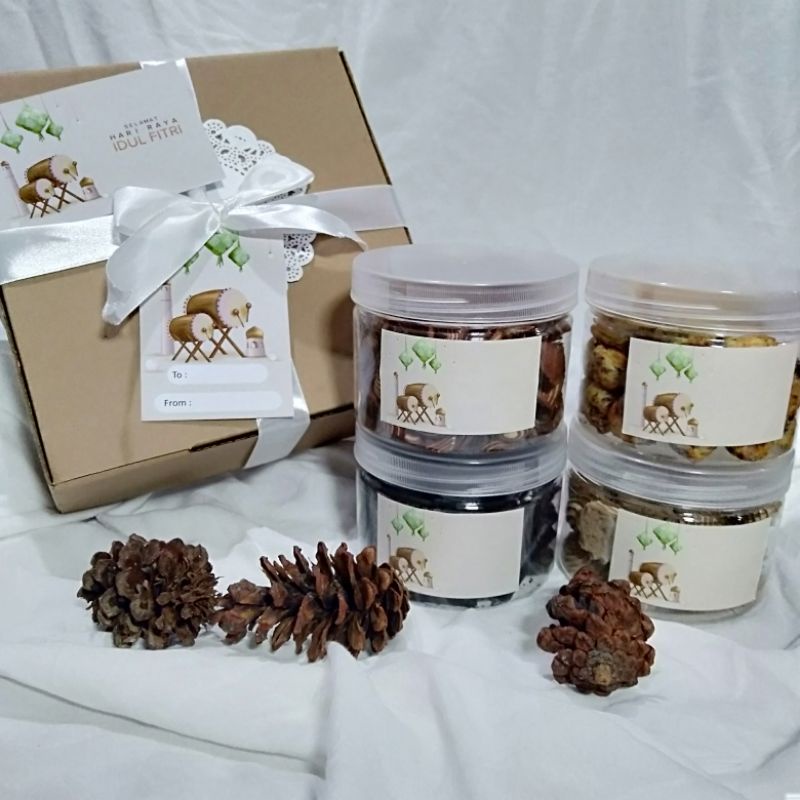 

Hampers Lebaran idul Fitri eid Mubarak Ramadhan Wisuda Ulangtahun Cowok Kado Wisuda Hadiah Gift box snackgift Snackbox ulangtahun Imlek natal tahun baru idul adha