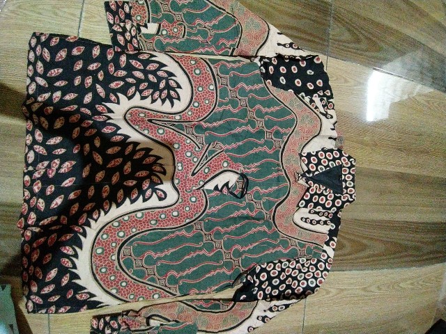 Batik Pria Solo Premium Lengan Panjang Reguler Fit Bahan Katun Prisma All Size Aluna Pcw022