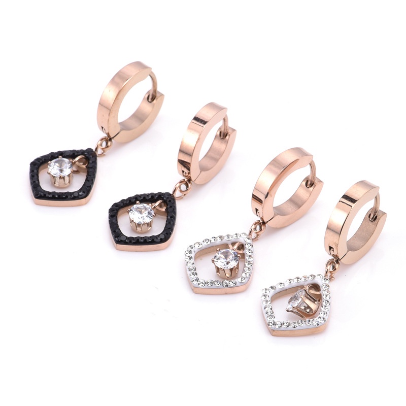 Anting hoop zircon dancing titanium anti karat