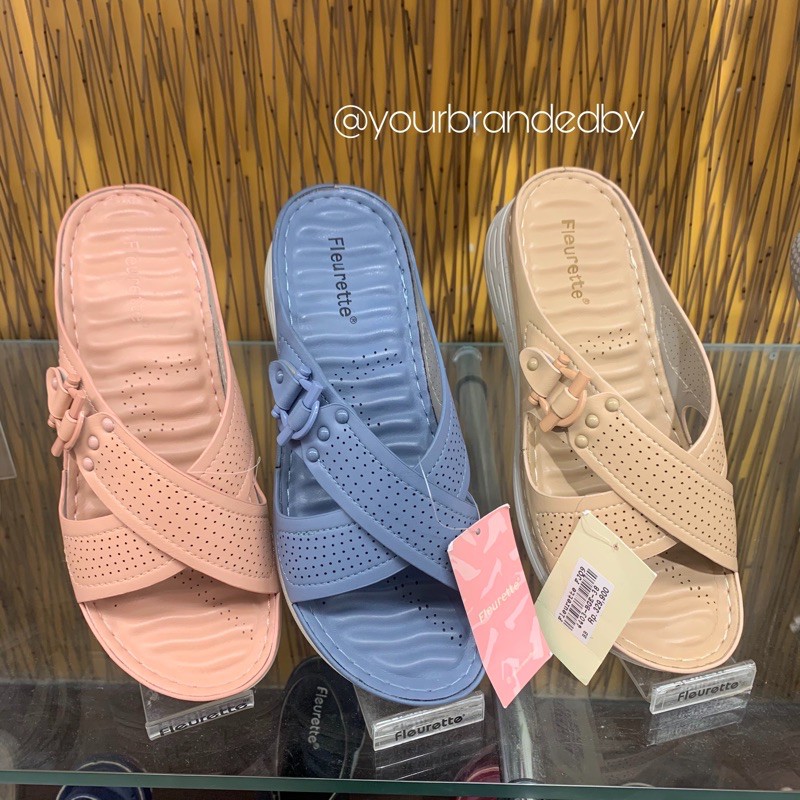 Sandal wanita Fleurette (36-40)