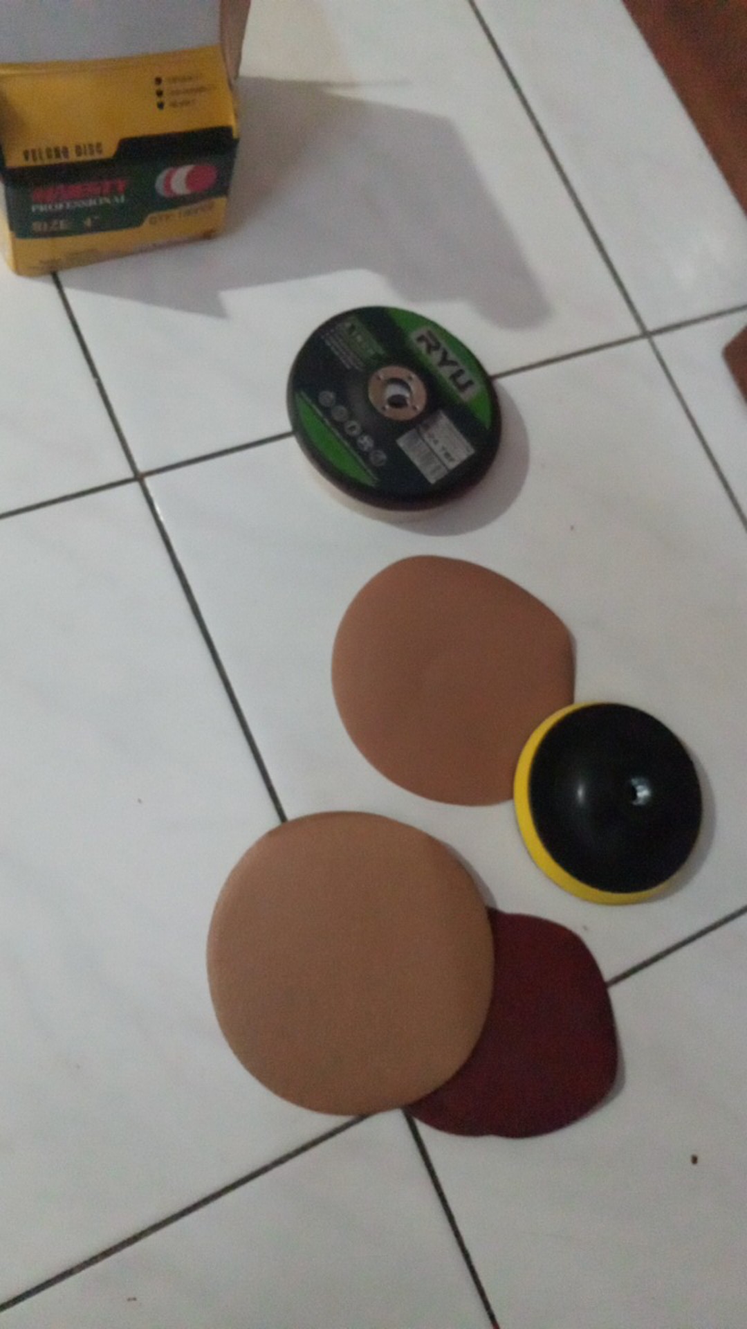 Amplas Bulat Velcro Gold 5 Inch Grit 600 - Amplas Tempel