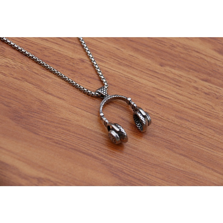 Trendy Men's Titanium Steel Earphone Necklace Men's Hip Hop Personality Jewelry Pendant