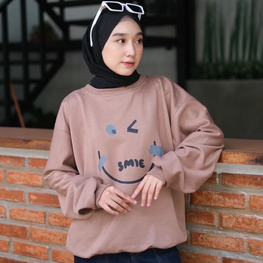 MVP - Smiley Sweater - Sweater Hoodie Unisex Terbaru