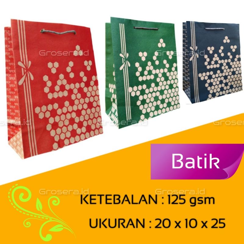 

Paper Bag Motif Batik Untuk Kado Souvenir