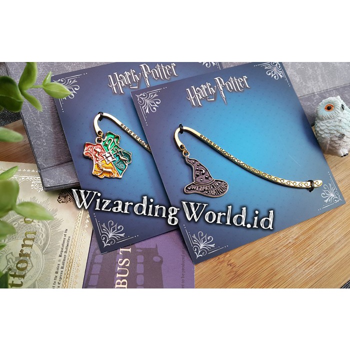 

Menakjubkan Bookmark Pembatas Buku Harry Potter Hogwarts Wizard In Training Metal Murah