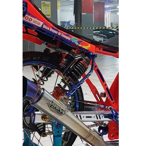 22o<> Pangkon knalpot L breket knalpot C almunium cnc motif coak panjang 24cm dari lubang ke lubang