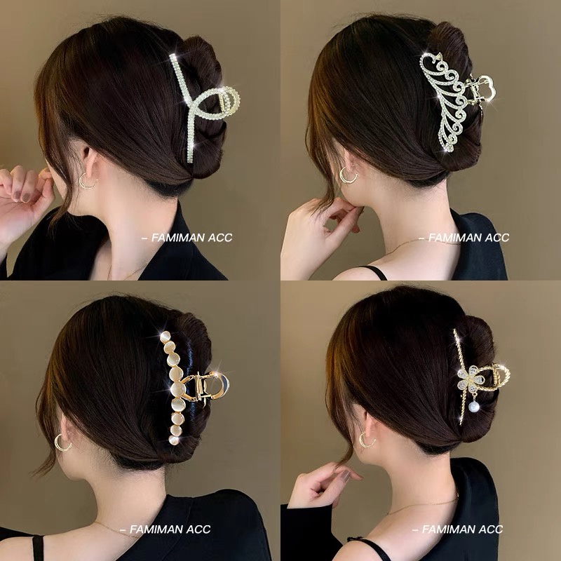 YEEZII Jepit Rambut Bentuk Ekor Ikan / Bunga / Kupu-Kupu Aksen Mutiara / Kristal Warna Gold / Silver Untuk Wanita