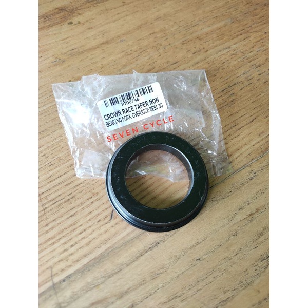 adaptor crown race fork oversize to headset tappered non bearing