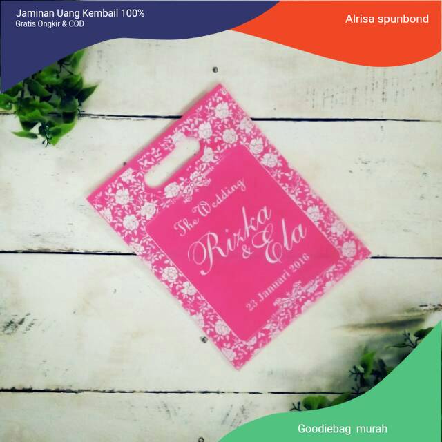 

tas sukuran Goodiebag / souvenir pernikahan Murah / tas spunbond / tas spunbond murah / souvenir goodiebag murah