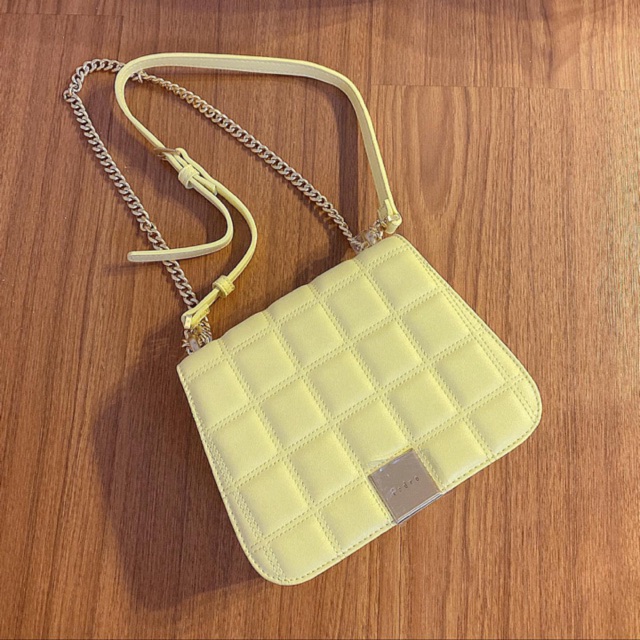 Quilted Shoulder Bag 02